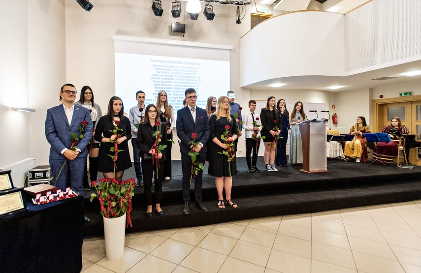 Są wspaniali i jest ich ośmioro zdjęcie nr 261362