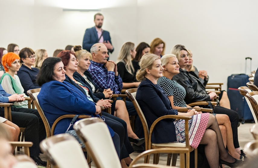 Są wspaniali i jest ich ośmioro zdjęcie nr 261357