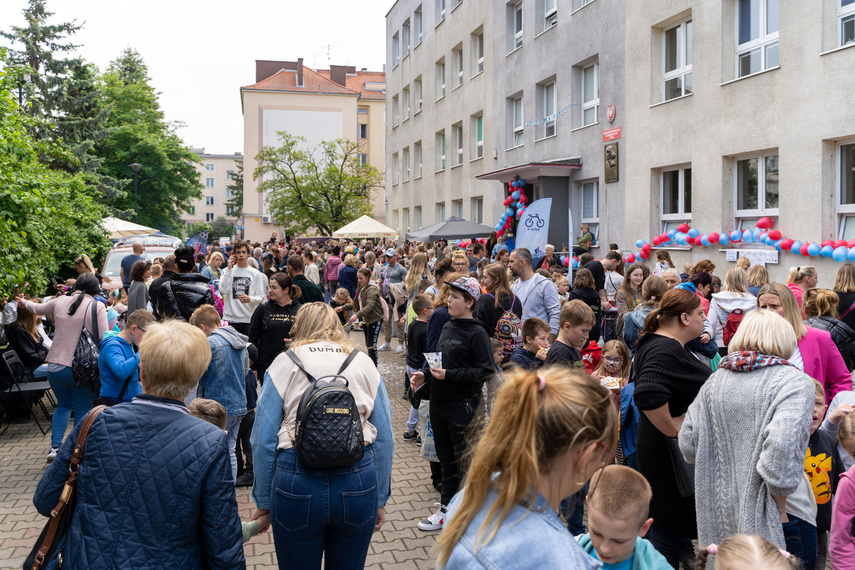Festyn sąsiedzki z okazji Dnia Dziecka w SP 21  zdjęcie nr 261715