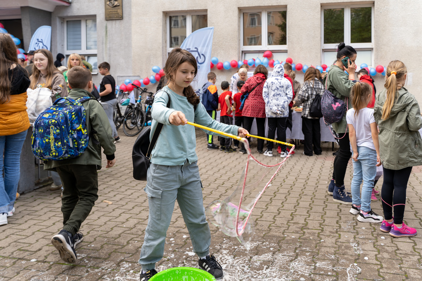 Festyn sąsiedzki z okazji Dnia Dziecka w SP 21  zdjęcie nr 261718