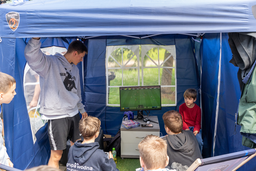 Festyn sąsiedzki z okazji Dnia Dziecka w SP 21  zdjęcie nr 261708