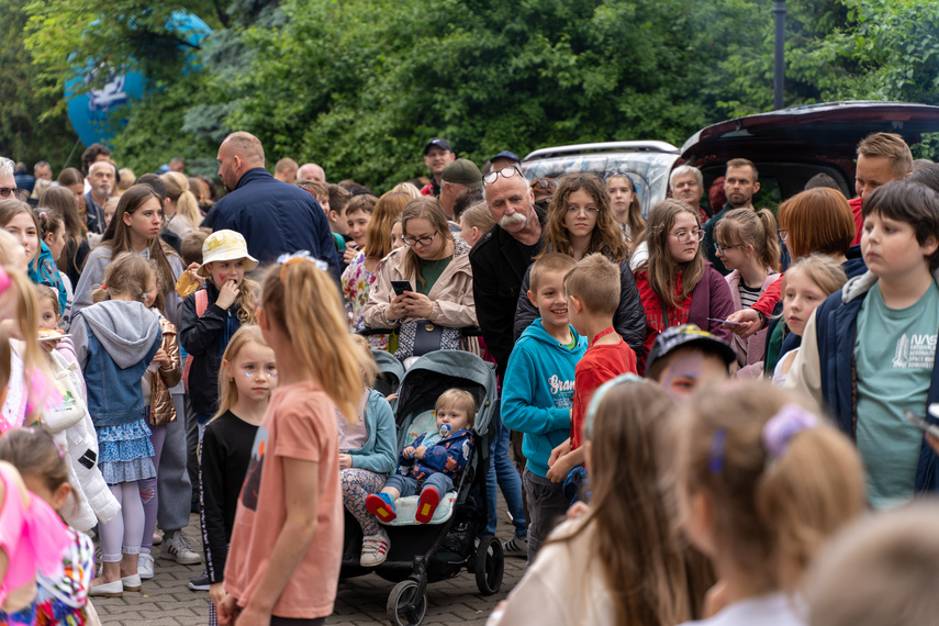 Festyn sąsiedzki z okazji Dnia Dziecka w SP 21  zdjęcie nr 261730