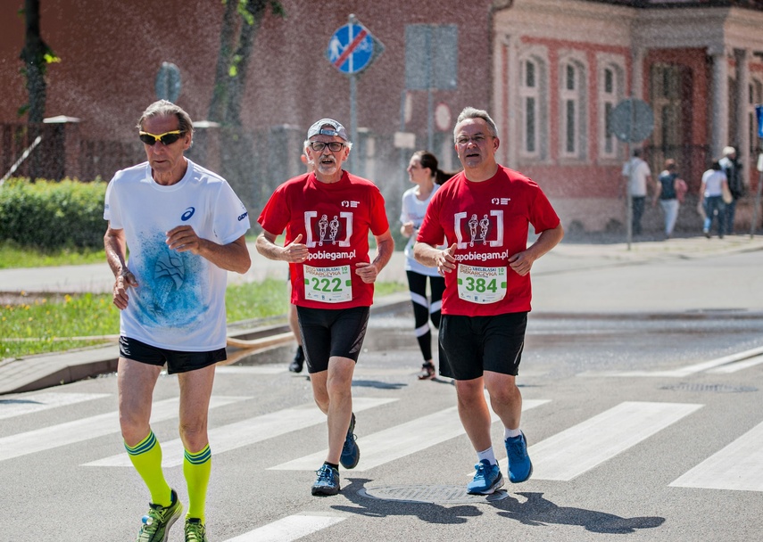 Biegowa rywalizacja pod znakiem Piekarczyka zdjęcie nr 261996