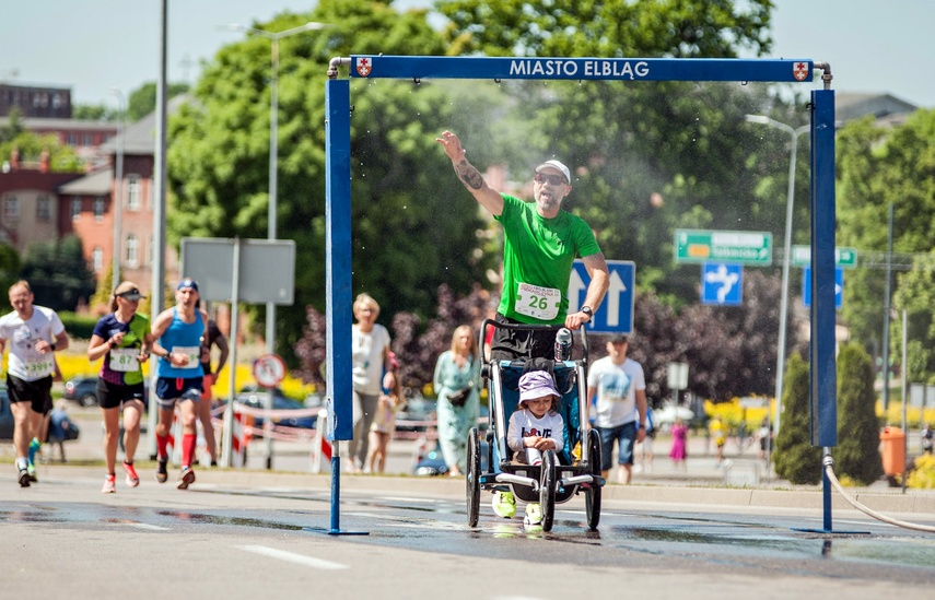 Biegowa rywalizacja pod znakiem Piekarczyka zdjęcie nr 262009