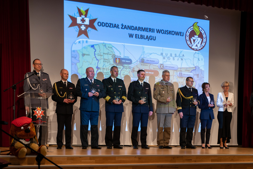 "Nie ma dobrej armii bez sprawnej żandamerii". Szkarłatne berety świętują zdjęcie nr 263324