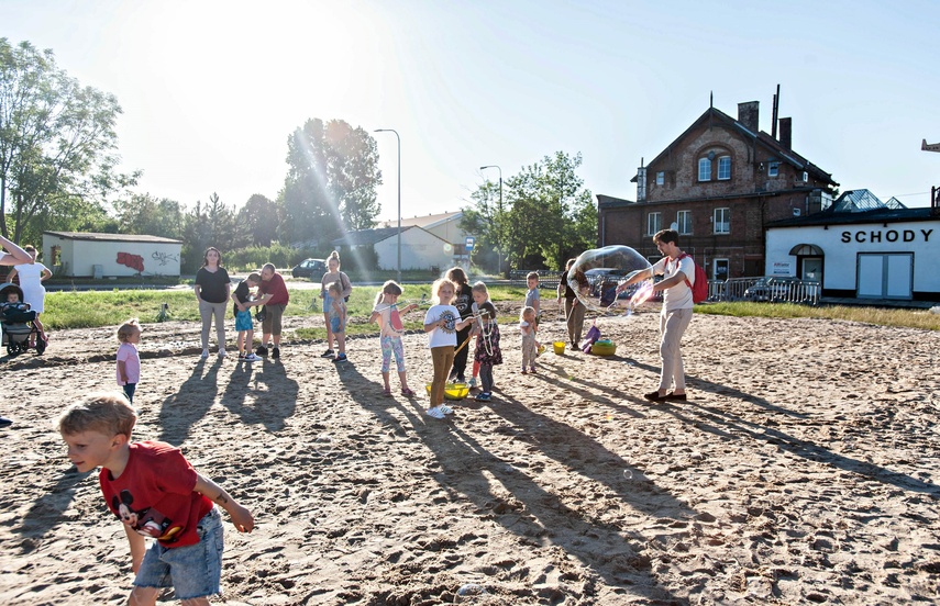 Elbląg „Poproszę dwie porcje kultury, kawałek obrazu, trochę muzyki...”