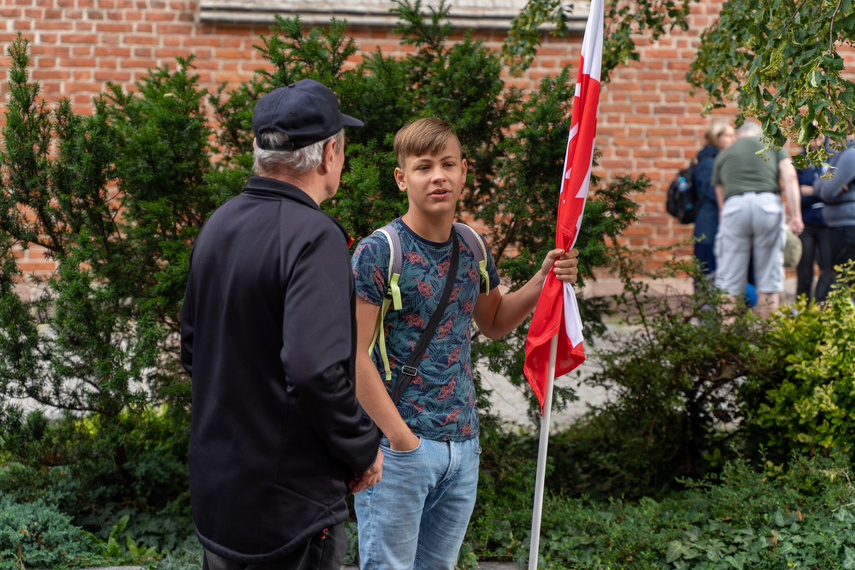 Pielgrzymi wyruszyli na Jasną Górę po raz trzydziesty zdjęcie nr 265942