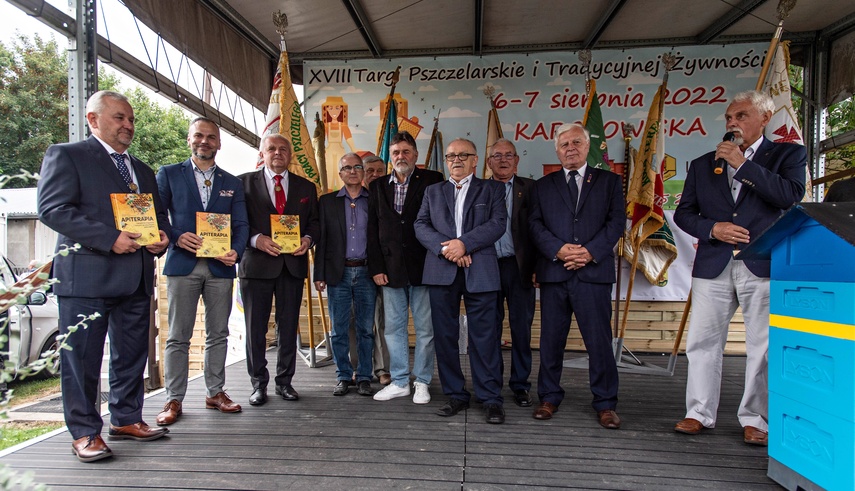 Pszczelarze świętują w Karczowiskach zdjęcie nr 266555