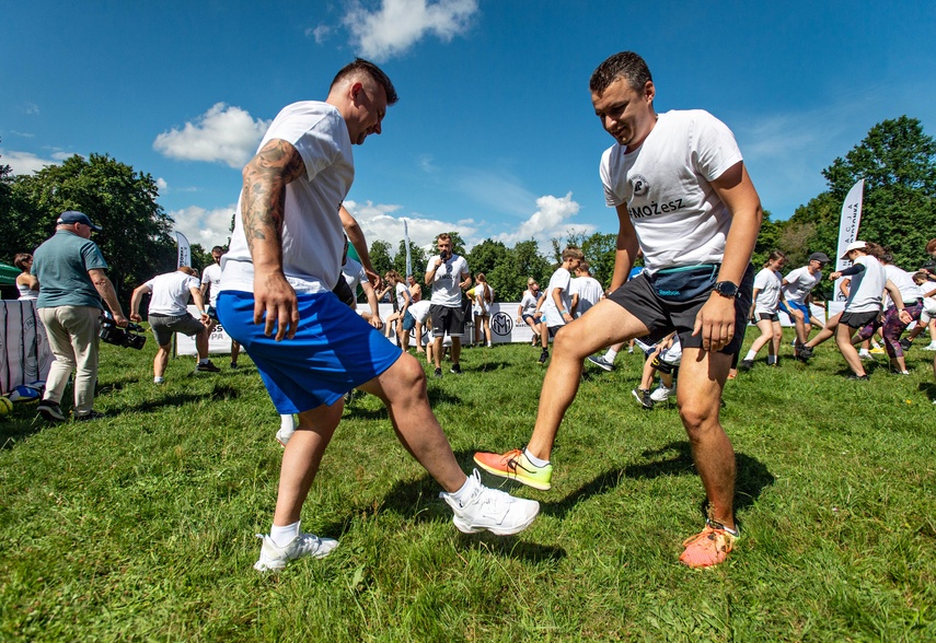 Mistrzowski trening w lesie zdjęcie nr 266691