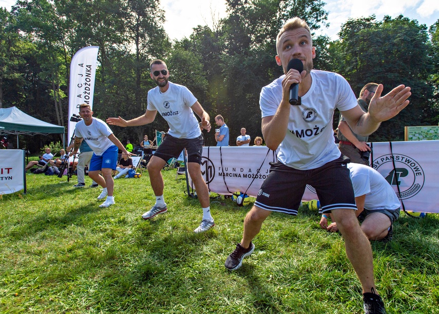 Mistrzowski trening w lesie zdjęcie nr 266702