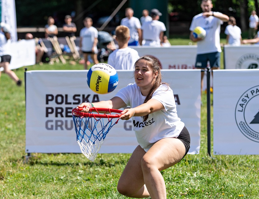 Mistrzowski trening w lesie zdjęcie nr 266724