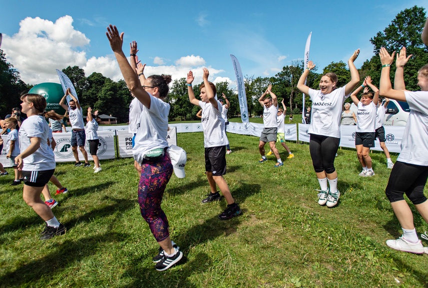 Mistrzowski trening w lesie zdjęcie nr 266700