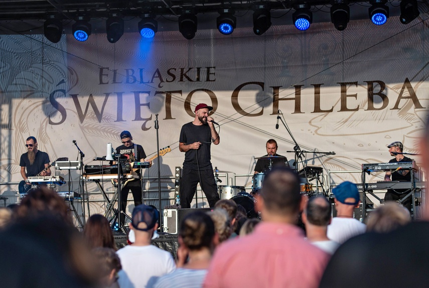 "30 cm ponad chodnikami" z elblążanami zdjęcie nr 267867