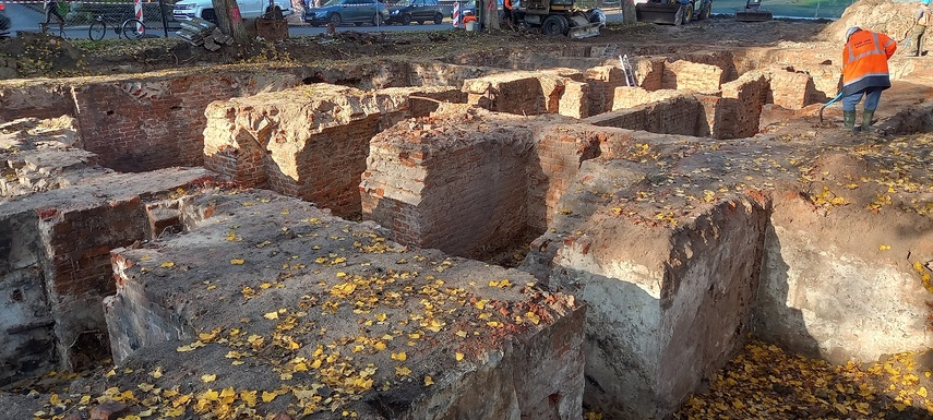 Odbudowa braniewskiego ratusza, czyli skarby pod ziemią zdjęcie nr 273139