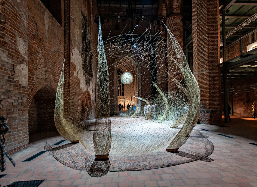 Trawa, wosk i Wszechświat. Nowa wystawa w Galerii El zdjęcie nr 273401