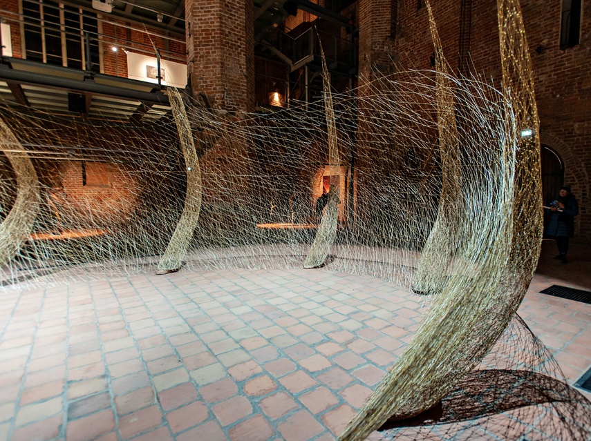 Trawa, wosk i Wszechświat. Nowa wystawa w Galerii El zdjęcie nr 273413