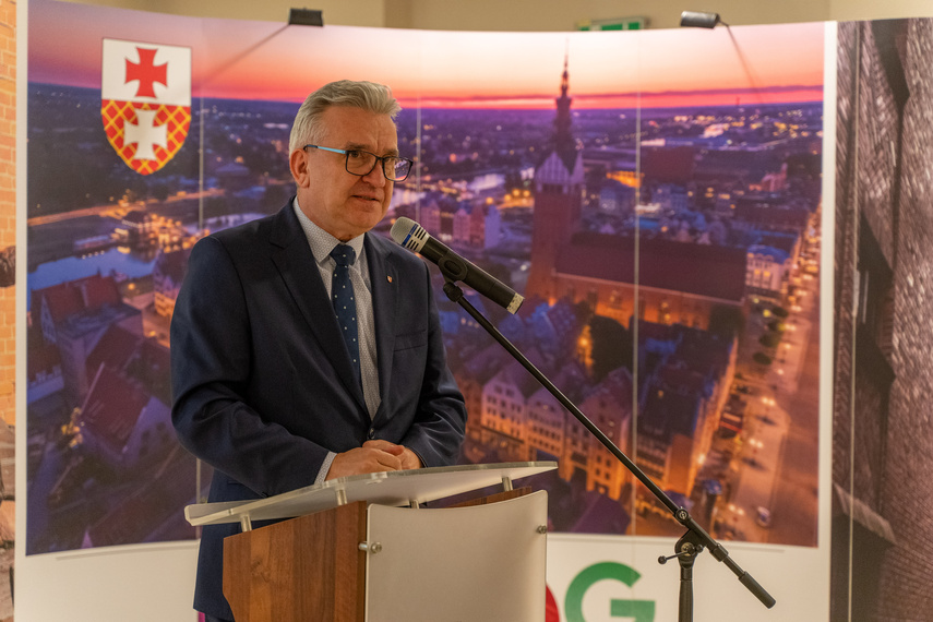 Bogaci w wiedzę, bogatsi o stypendium zdjęcie nr 273701