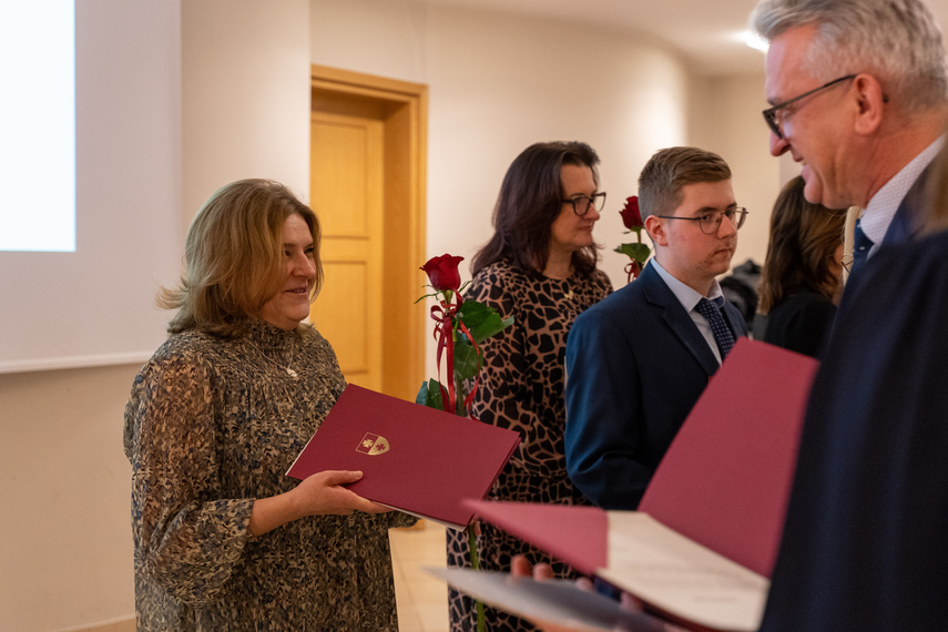 Bogaci w wiedzę, bogatsi o stypendium zdjęcie nr 273722