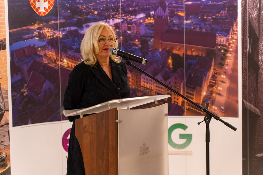 Bogaci w wiedzę, bogatsi o stypendium zdjęcie nr 273695