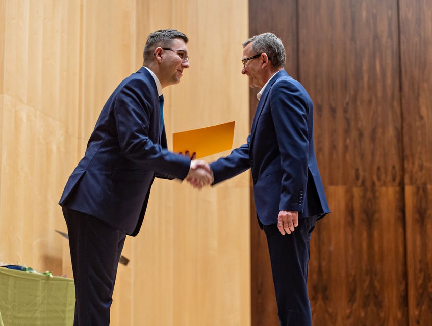 Alicja Król oraz Magdalena Garbecka stypendystkami ETK zdjęcie nr 274451