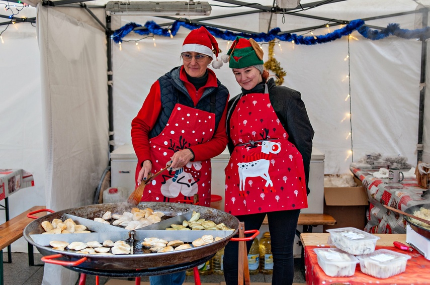 Spotkać się w świątecznym nastroju zdjęcie nr 274736
