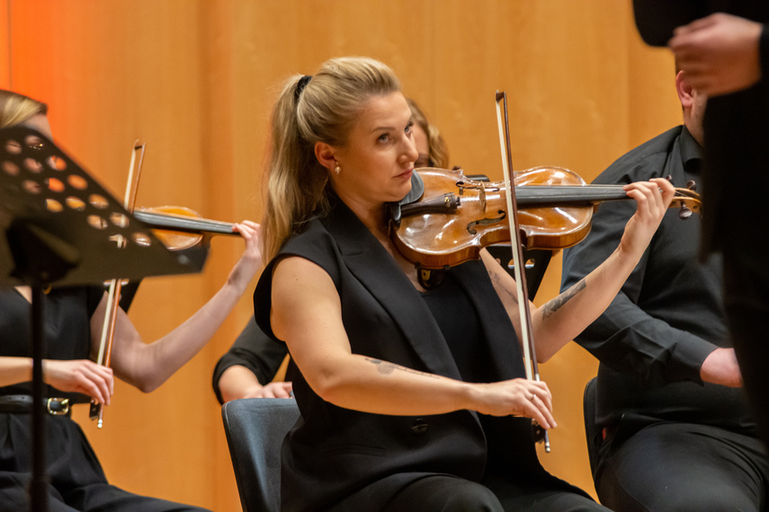 W mroźny wieczór rozbrzmiały kolędy zdjęcie nr 275171