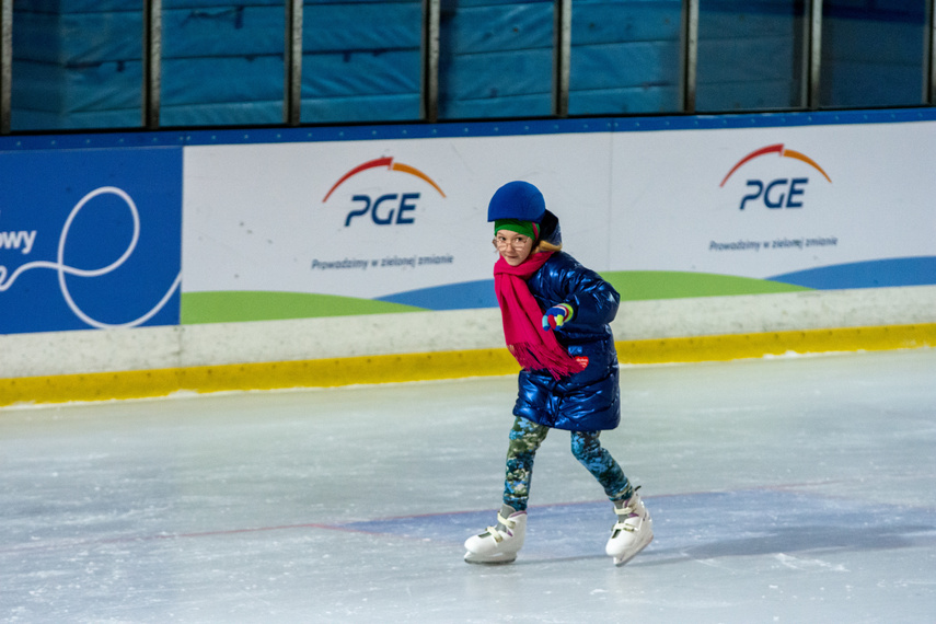 Igre na lodowisku Helena zdjęcie nr 276900