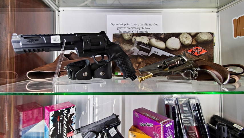 Arobroń. Turystyka, militaria i kopalnia pomysłów na prezent zdjęcie nr 277927
