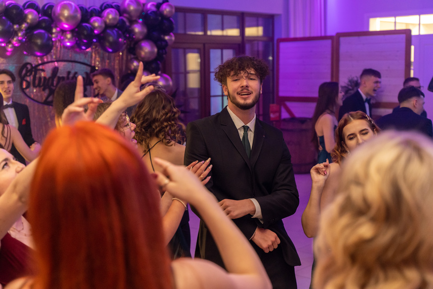Studniówka I LO. "To wyjątkowy bal" zdjęcie nr 278601
