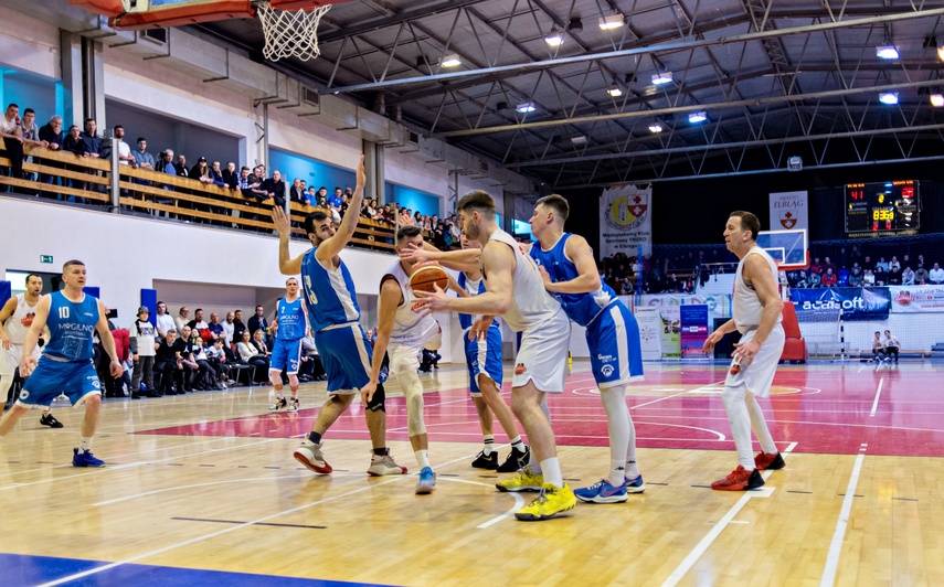 Basketball Elbląg już w finale baraży o II ligę! zdjęcie nr 281169