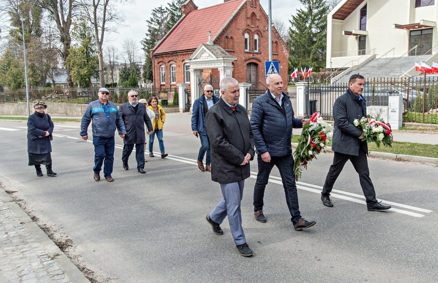 Podwójnie bolesna rocznica zdjęcie nr 281693