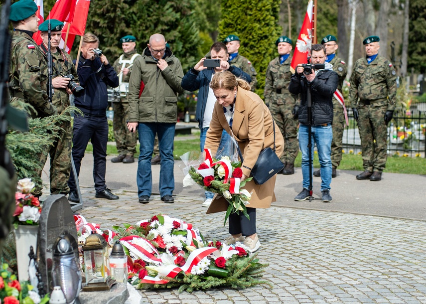 Podwójnie bolesna rocznica zdjęcie nr 281715