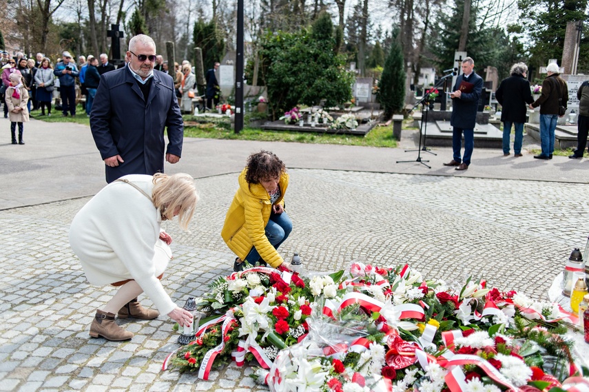 Podwójnie bolesna rocznica zdjęcie nr 281729