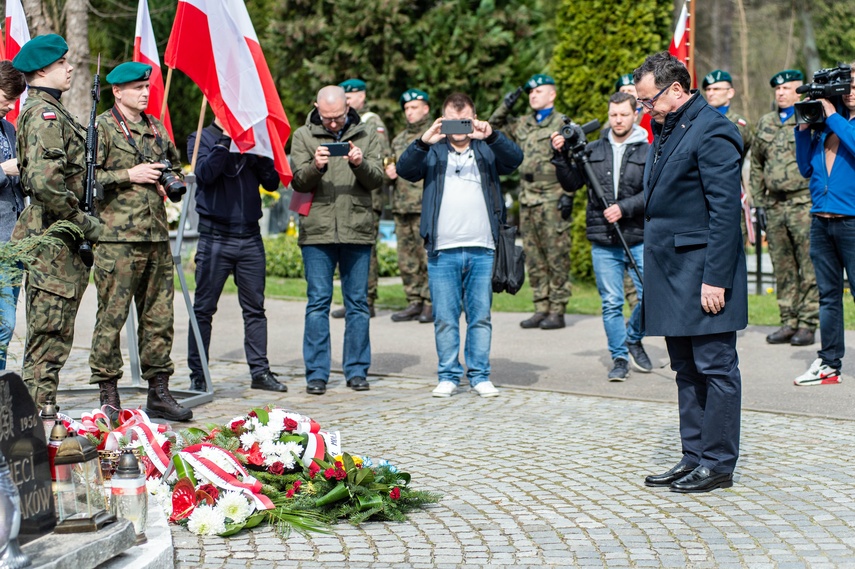 Podwójnie bolesna rocznica zdjęcie nr 281713