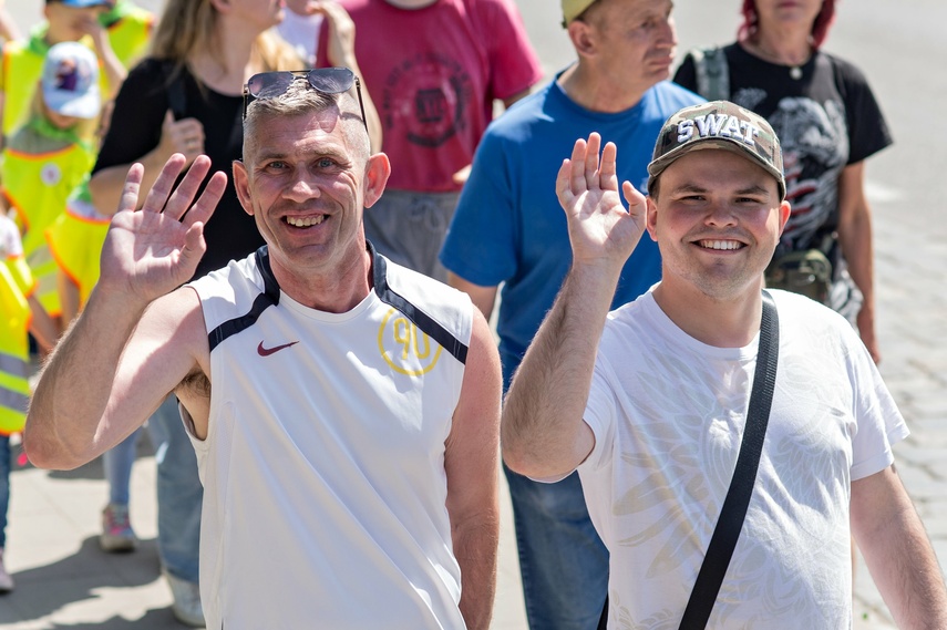 TON zaczął grać zdjęcie nr 285284