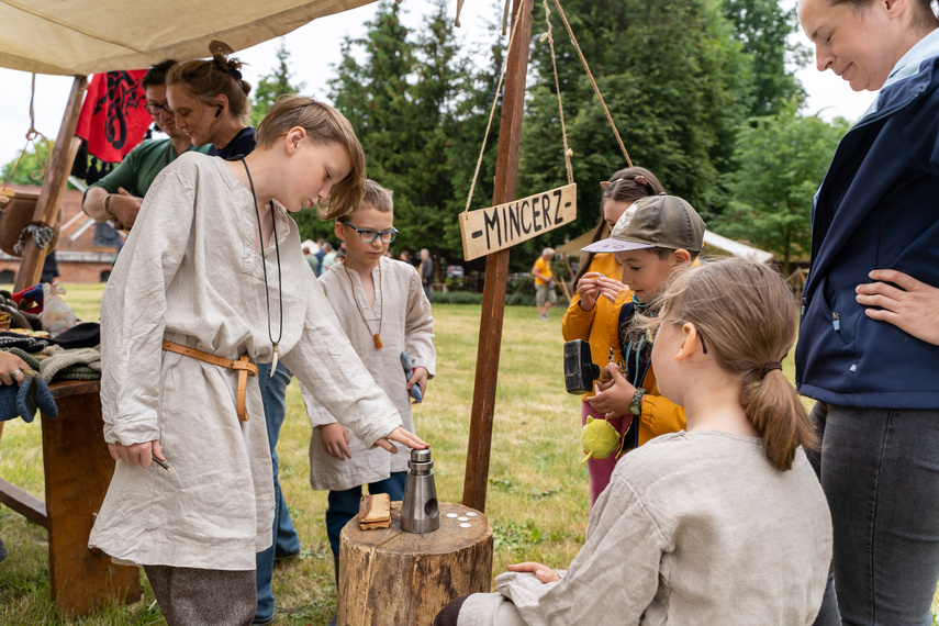Wikingowie pod muzeum zdjęcie nr 287511