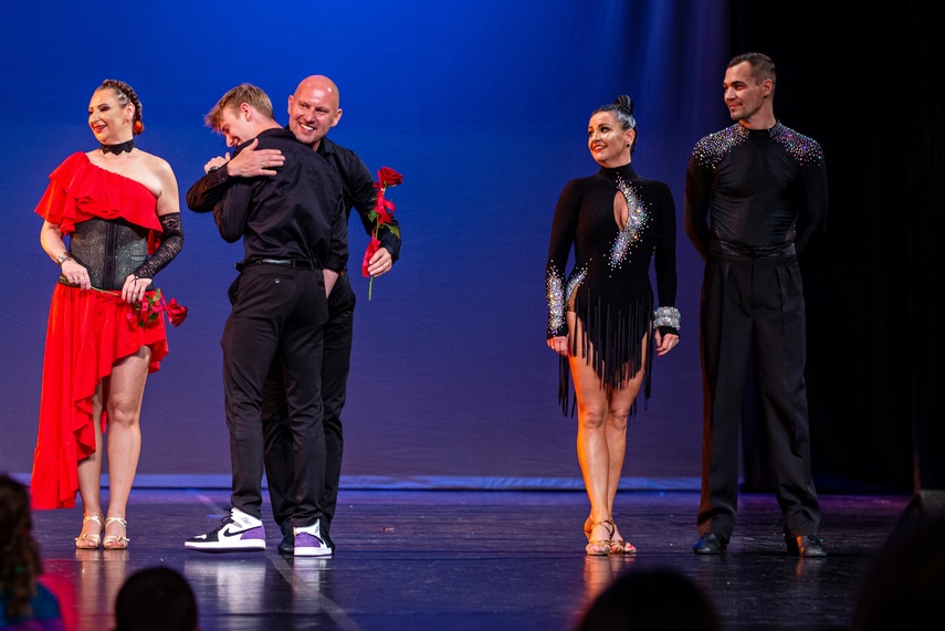 Pokazali w tańcu, co potrafią zdjęcie nr 287862