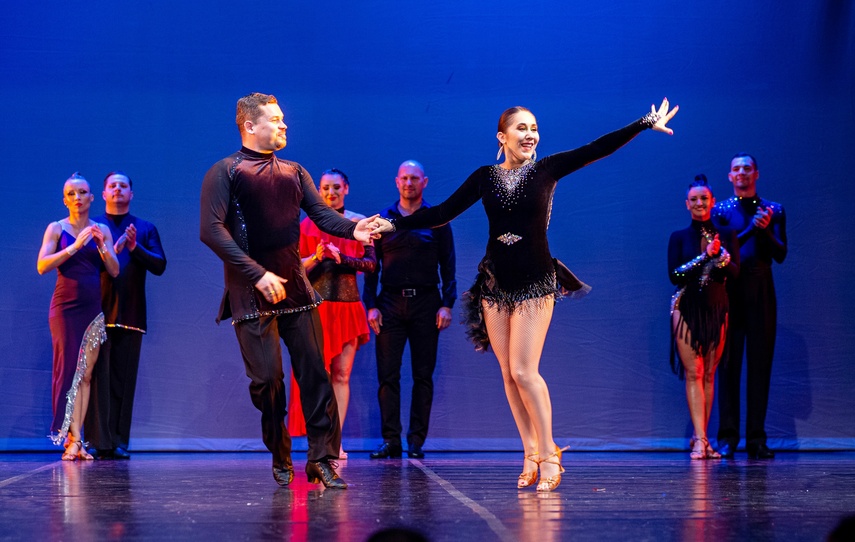 Pokazali w tańcu, co potrafią zdjęcie nr 287853