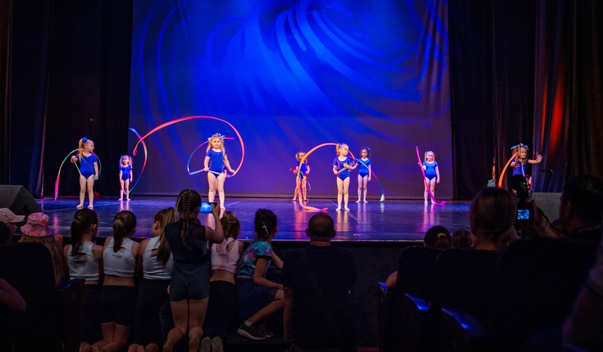 Pokazali w tańcu, co potrafią zdjęcie nr 287803