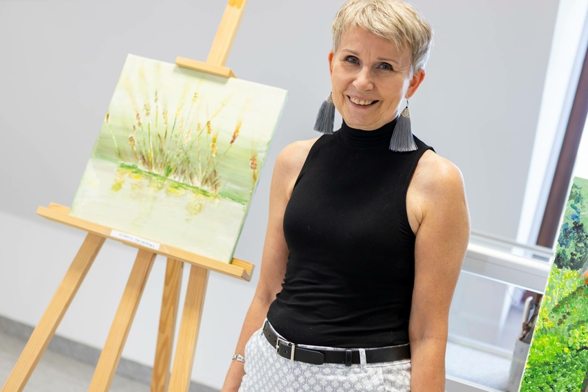 Wernisaż poplenerowy kobiecej grupy malarskiej  zdjęcie nr 287917