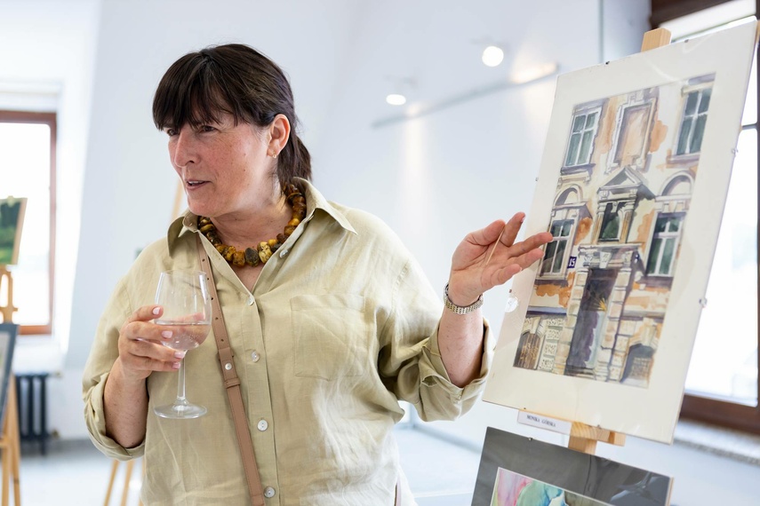 Wernisaż poplenerowy kobiecej grupy malarskiej  zdjęcie nr 287921