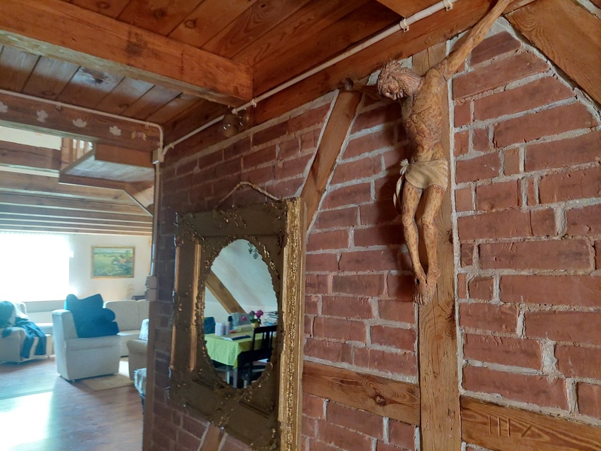 Kontrola w Fundacji Dumni z Elbląga. Prezes pokazuje posiadłość, ale dokumentów nie zdjęcie nr 287956