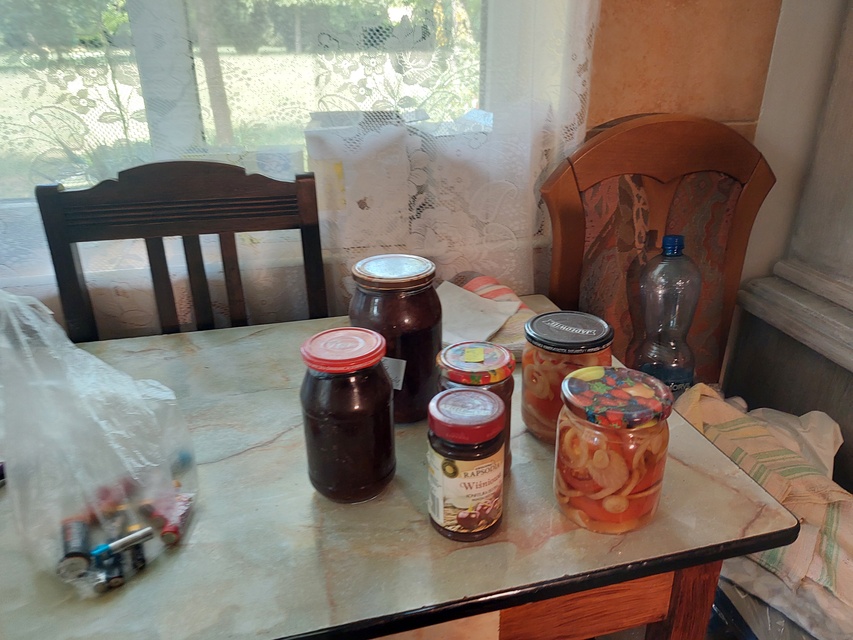 Kontrola w Fundacji Dumni z Elbląga. Prezes pokazuje posiadłość, ale dokumentów nie zdjęcie nr 287975