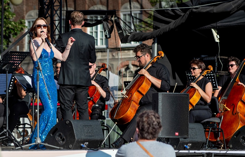 Filmowa muzyka na koniec Dni Elbląga zdjęcie nr 288414