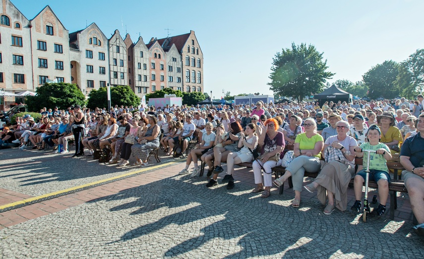 Filmowa muzyka na koniec Dni Elbląga zdjęcie nr 288401