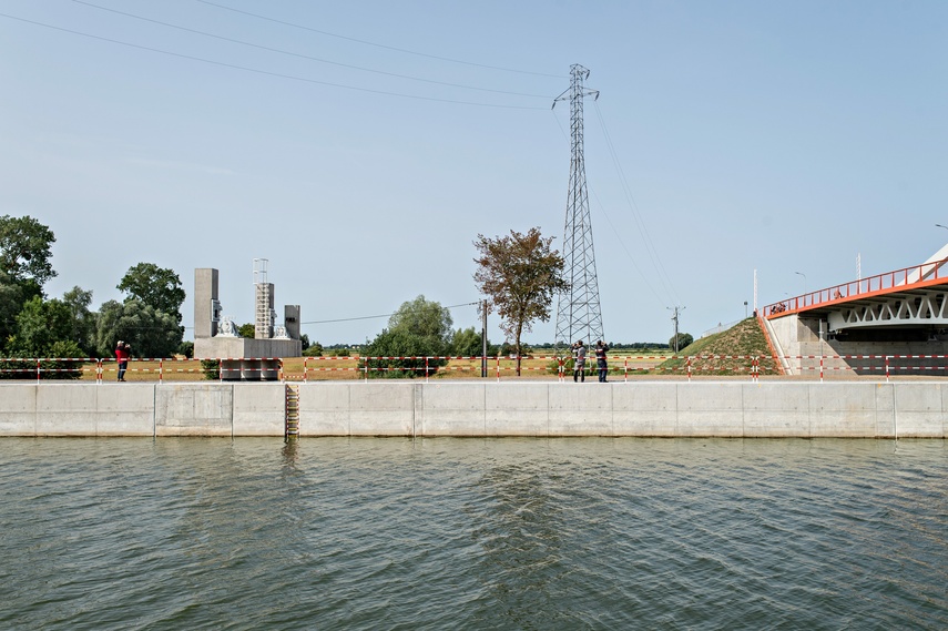 Nowy most w Nowakowie już otwarty zdjęcie nr 288856