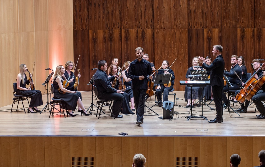 Zagrać na najważniejszych scenach świata zdjęcie nr 289114
