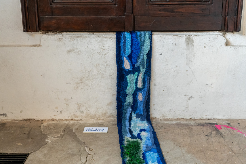 Wodny spacer w krużganku zdjęcie nr 290135