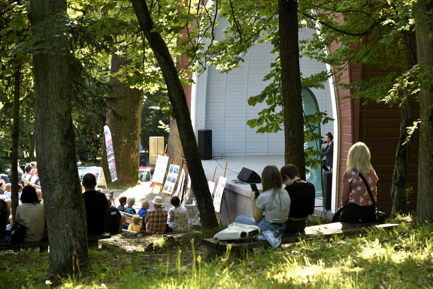 Dźwięki harfy rozbrzmiały w Bażantarni zdjęcie nr 290873