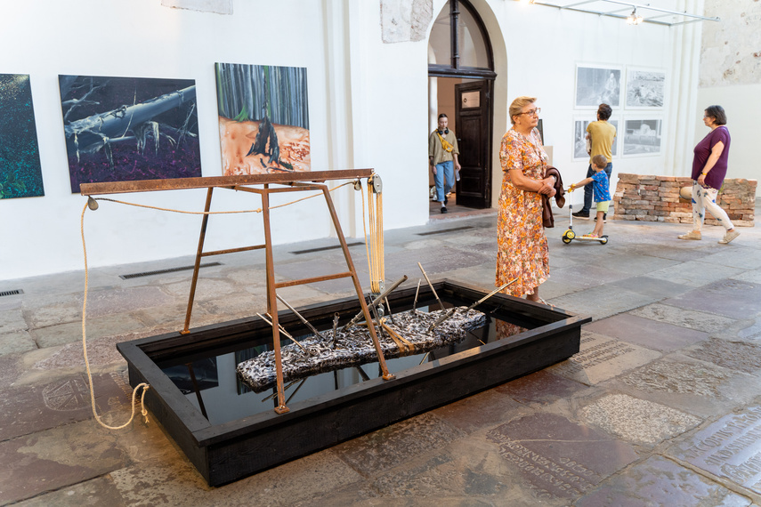 Międzynarodowo w galerii zdjęcie nr 292302